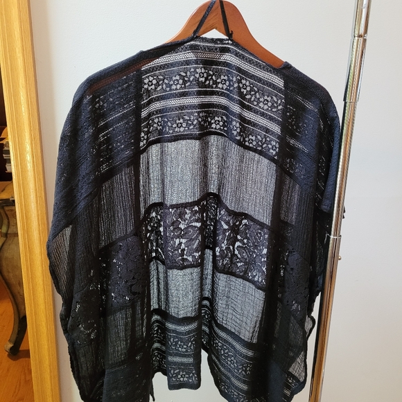 LC LAUREN CONRAD BLACK LACE KIMONO OPEN COVER UP OS - Picture 2 of 7